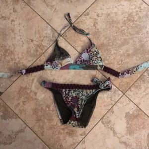 Lucky Brand Bikini green and purple size medium